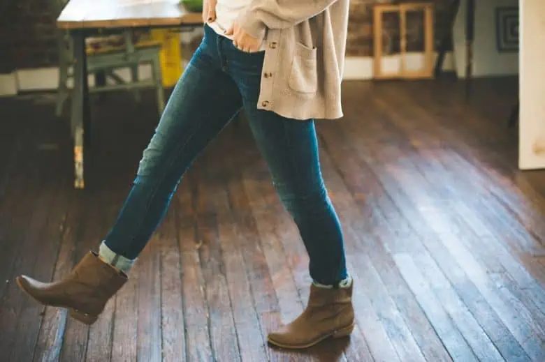 Flea-Free Hardwood: Discover How To Get Rid Of Fleas On Hardwood Floors 2