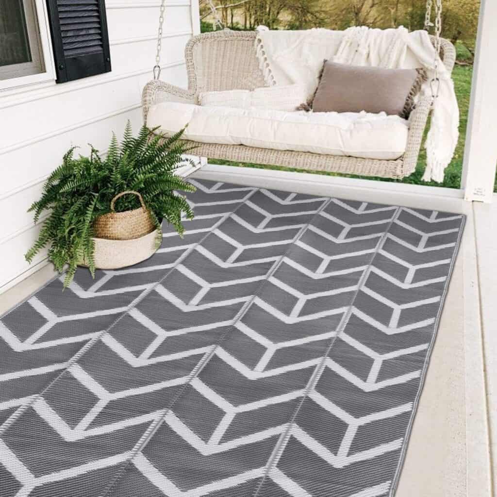 5 Life-Saving Hacks To Get Dried Polyurethane Out Of Carpet 2
